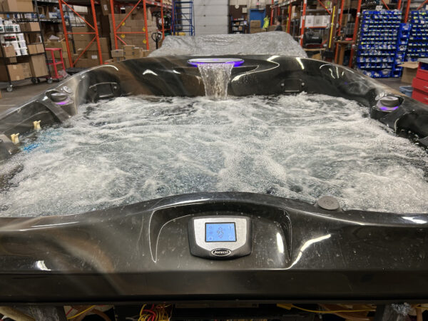 Jacuzzi® J-475™ - UJ100841668 - Image 2