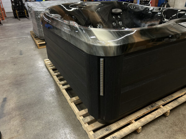 Jacuzzi® J-475™ - UJ100841668 - Image 12