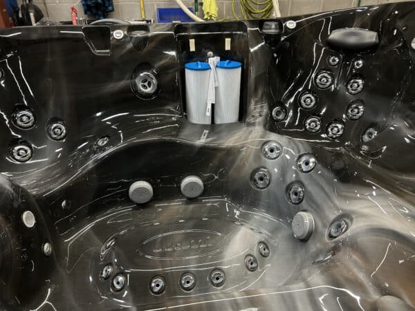 Jacuzzi® J-495™ - UJ100834275 - Image 3