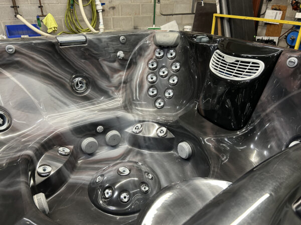 Jacuzzi® J-365™ - UJ100849823 - Image 6