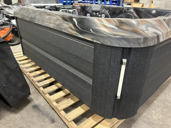 Jacuzzi® J-365™ - UJ100849823 - Image 11
