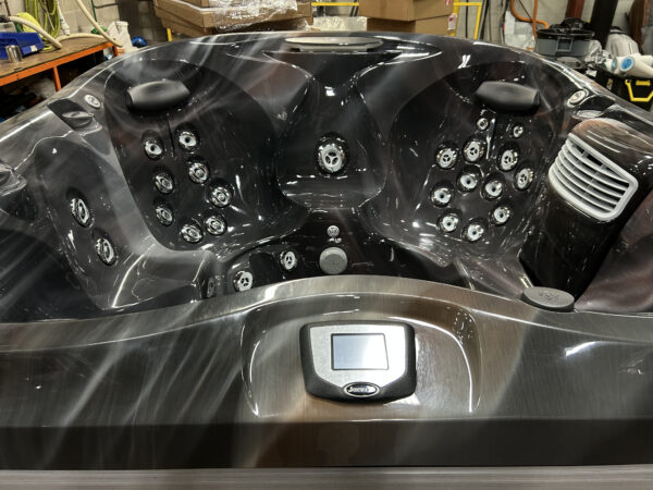 Jacuzzi® J-445™ -  UJ100728282 - Image 4