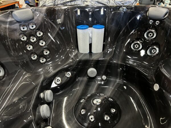 Jacuzzi® J-385™ -UJ100845256 - Image 3