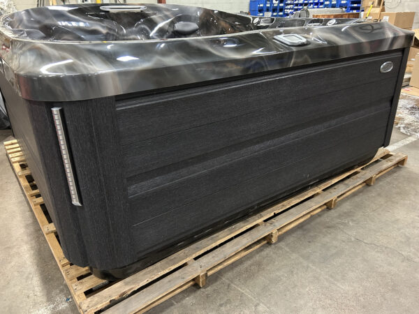 Jacuzzi® J-475™ - UJ100842217