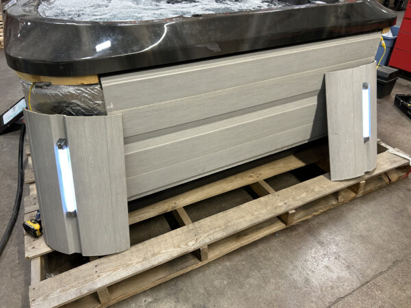 Jacuzzi® J-345™ - UJ100767726 - Image 12