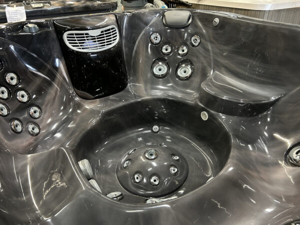 Jacuzzi® J-345™ - UJ100767726 - Image 7