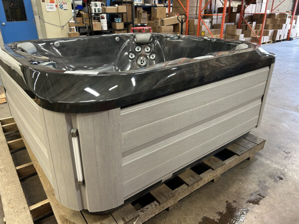 Jacuzzi® J-345™ - UJ100767726 - Image 5