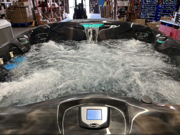 Jacuzzi® J-485™ -UJ100781146 - Image 2