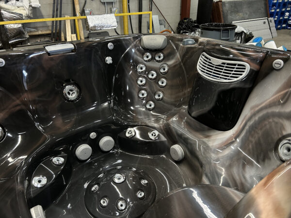 Jacuzzi® J-365™ - UJ100864449 - Image 6
