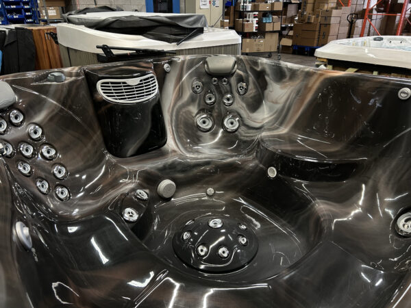 Jacuzzi® J-365™ - UJ100864449 - Image 7