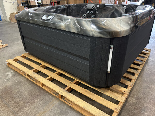 Jacuzzi® J-485™ -UJ100781146