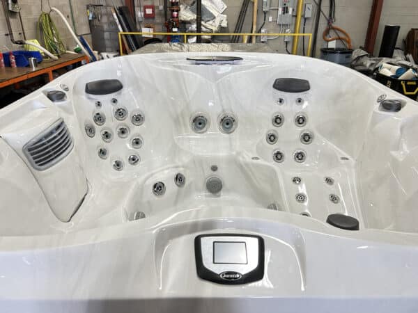 Jacuzzi® J-475™ -  UJ100854004 - Image 4