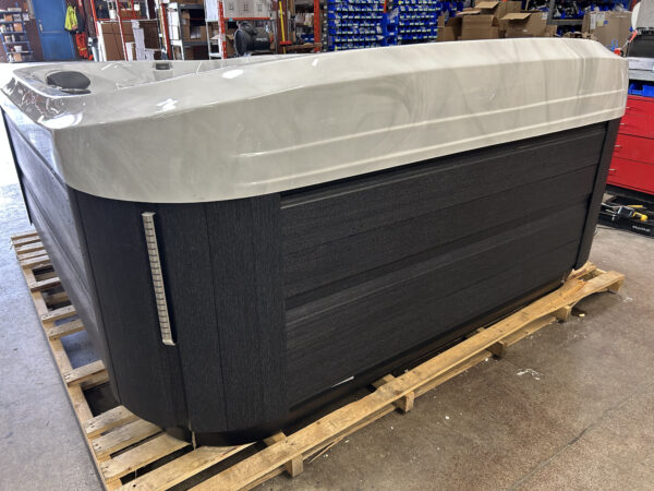 Jacuzzi® J-475™ -  UJ100854004 - Image 9