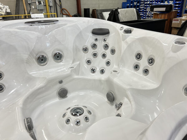 Jacuzzi® J-485™ -UJ100892821 - Image 6