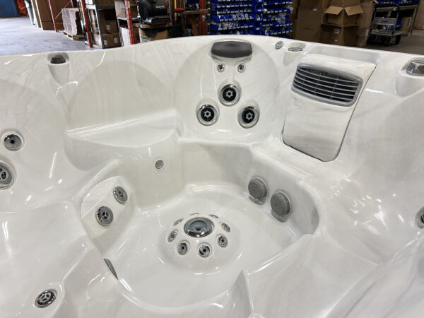 Jacuzzi® J-485™ -UJ100892821 - Image 8