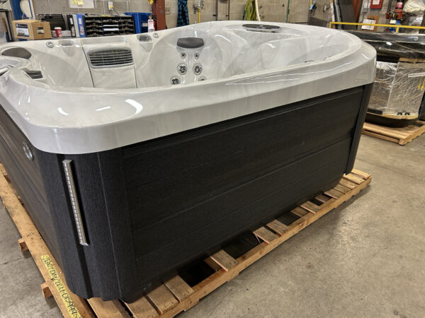 Jacuzzi® J-485™ -UJ100892821 - Image 12