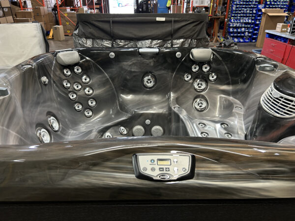 Jacuzzi® J-355™ - UJ100887673 - Image 10