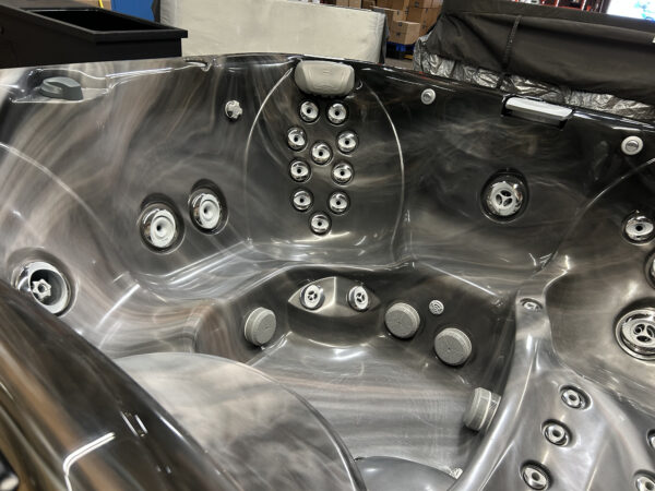 Jacuzzi® J-355™ - UJ100887673 - Image 9