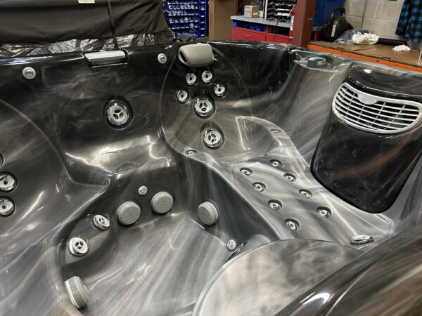 Jacuzzi® J-355™ - UJ100887673 - Image 8
