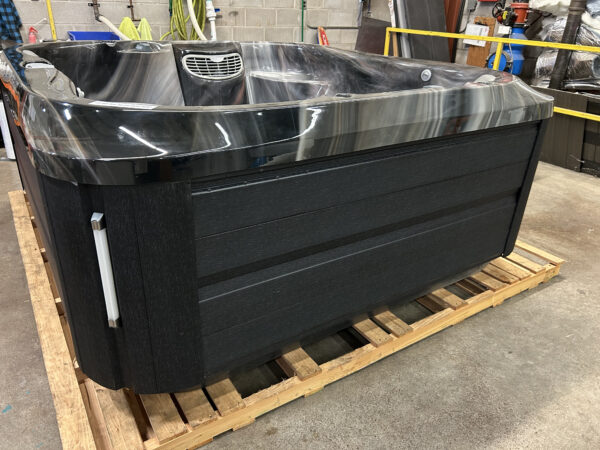 Jacuzzi® J-355™ - UJ100887673 - Image 4