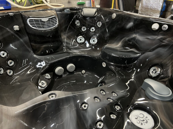 Jacuzzi® J-335™ - UJ100746516 - Image 11