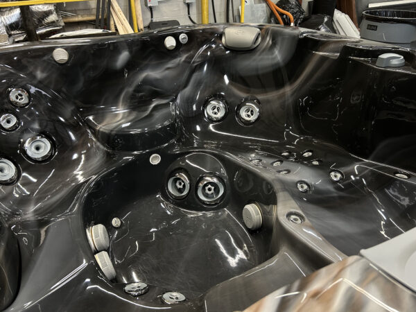 Jacuzzi® J-335™ - UJ100746516 - Image 12