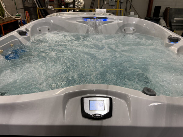 Jacuzzi® J-475™ - UJ100851722 - Image 2