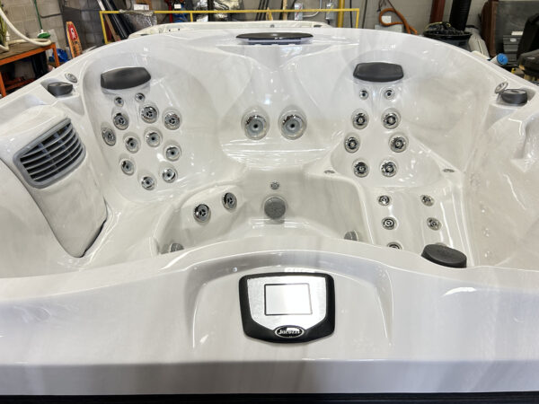 Jacuzzi® J-475™ - UJ100851722 - Image 3