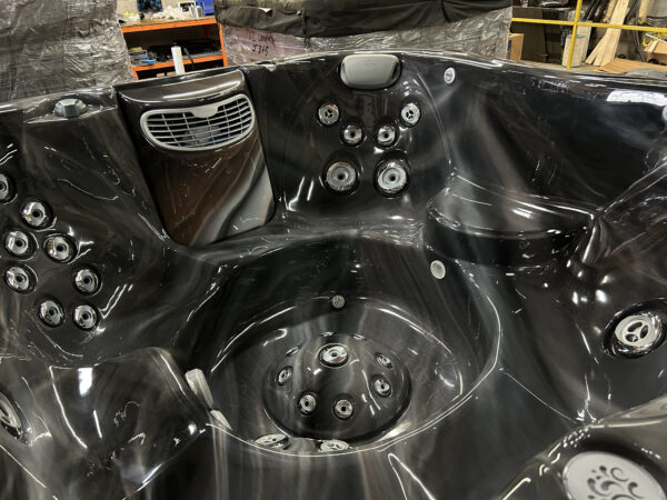 Jacuzzi® J-345™ - UJ100890842 - Image 6