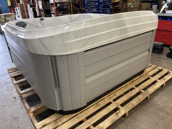Jacuzzi® J-435™ - UJ100804032 - Image 11