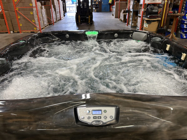 Jacuzzi® J-345™ - UJ100875238 - Image 2