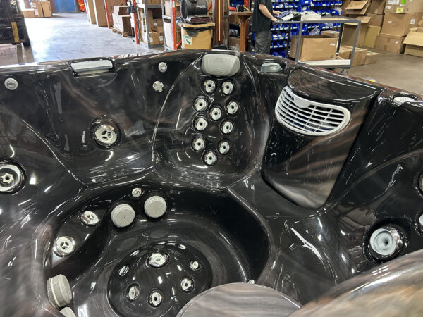 Jacuzzi® J-345™ - UJ100875238 - Image 6