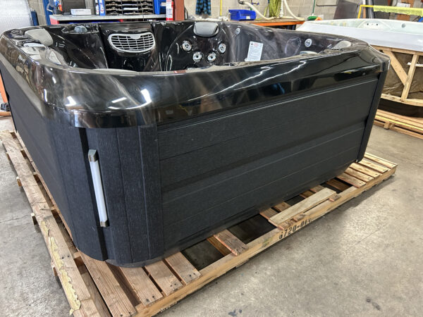 Jacuzzi® J-345™ - UJ100875238 - Image 9