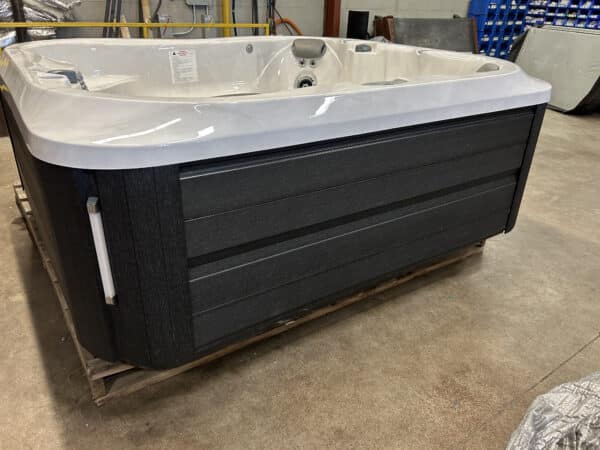 Jacuzzi® J-355™ - UJ100862665 - Image 8