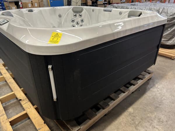 Jacuzzi® J-355™ - UJ100862665 - Image 11