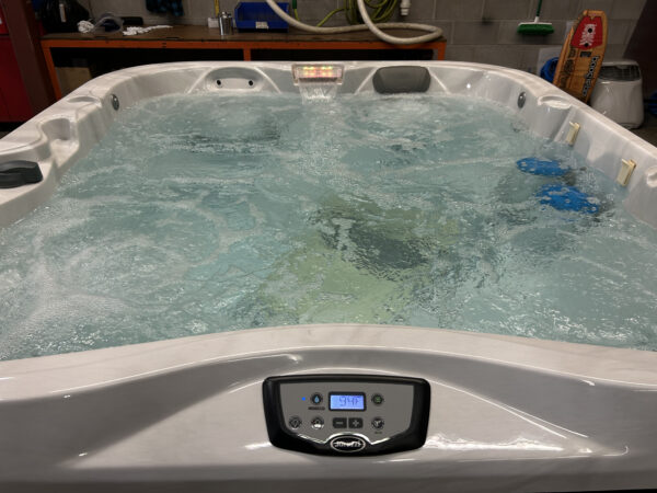 Jacuzzi® J-325™ -UJ100829555 - Image 4