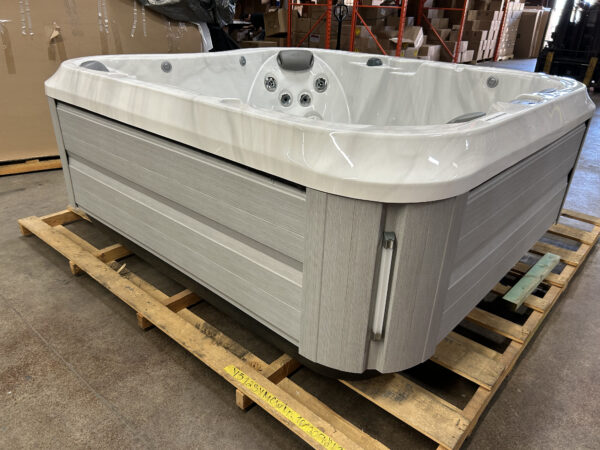 Jacuzzi® J-325™ -UJ100829555 - Image 13