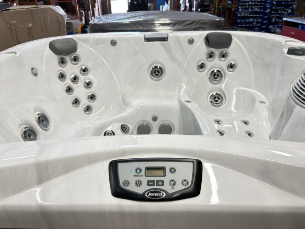 Jacuzzi® J-355™ - UJ100862869 - Image 7
