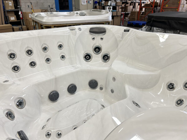 Jacuzzi® J-495™ - UJ100881485 - Image 5