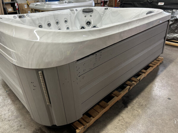 Jacuzzi® J-495™ - UJ100881485 - Image 9