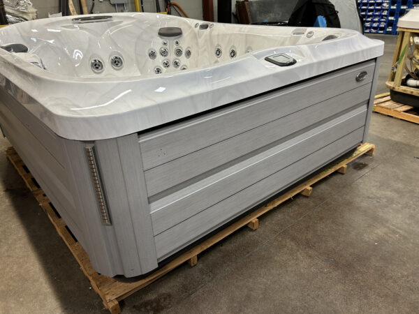 Jacuzzi® J-495™ - UJ100881485