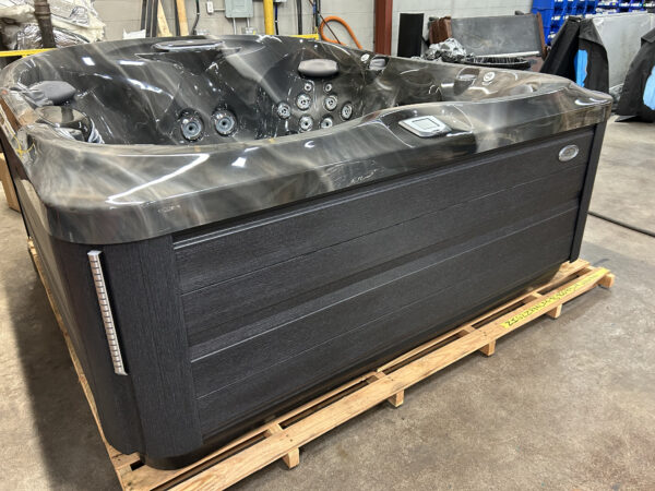 Jacuzzi® J-485™ -UJ100866672