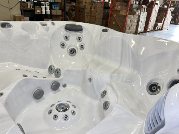 Jacuzzi® J-475™ - UJ100858691 - Image 6
