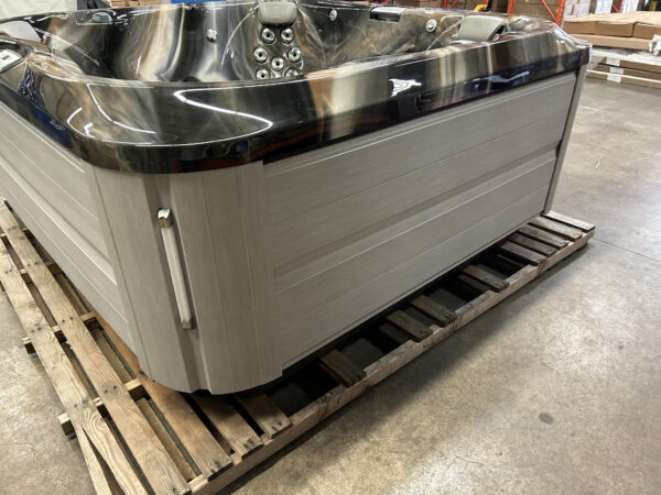 Jacuzzi® J-355™ - UJ100837413 - Image 11
