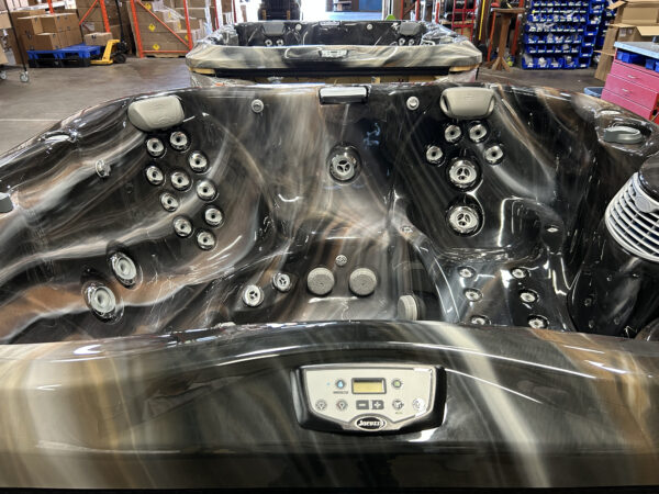 Jacuzzi® J-355™ - UJ100896938 - Image 5