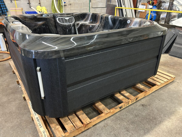 Jacuzzi® J-355™ - UJ100896938 - Image 11