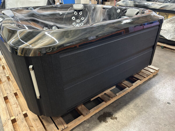 Jacuzzi® J-355™ - UJ100896938 - Image 13