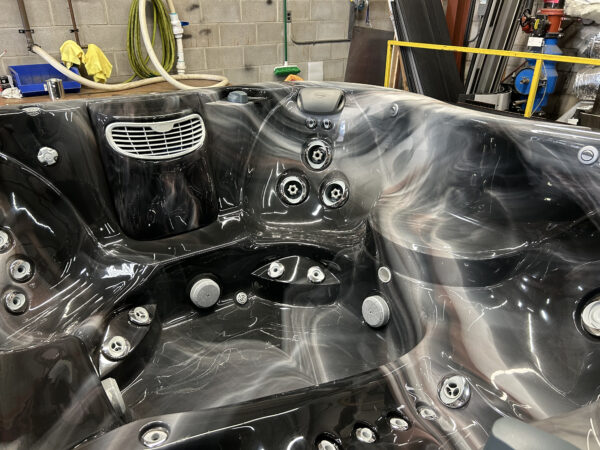 Jacuzzi® J-375™ - UJ100877992 - Image 6