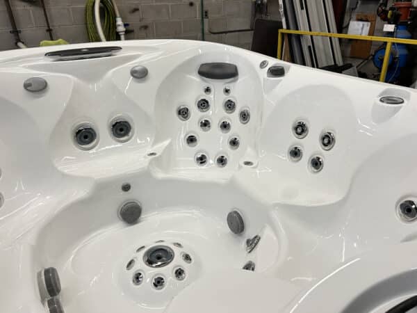 Jacuzzi® J-485™ -UJ100926395 - Image 5