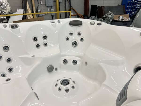 Jacuzzi® J-485™ -UJ100926395 - Image 6
